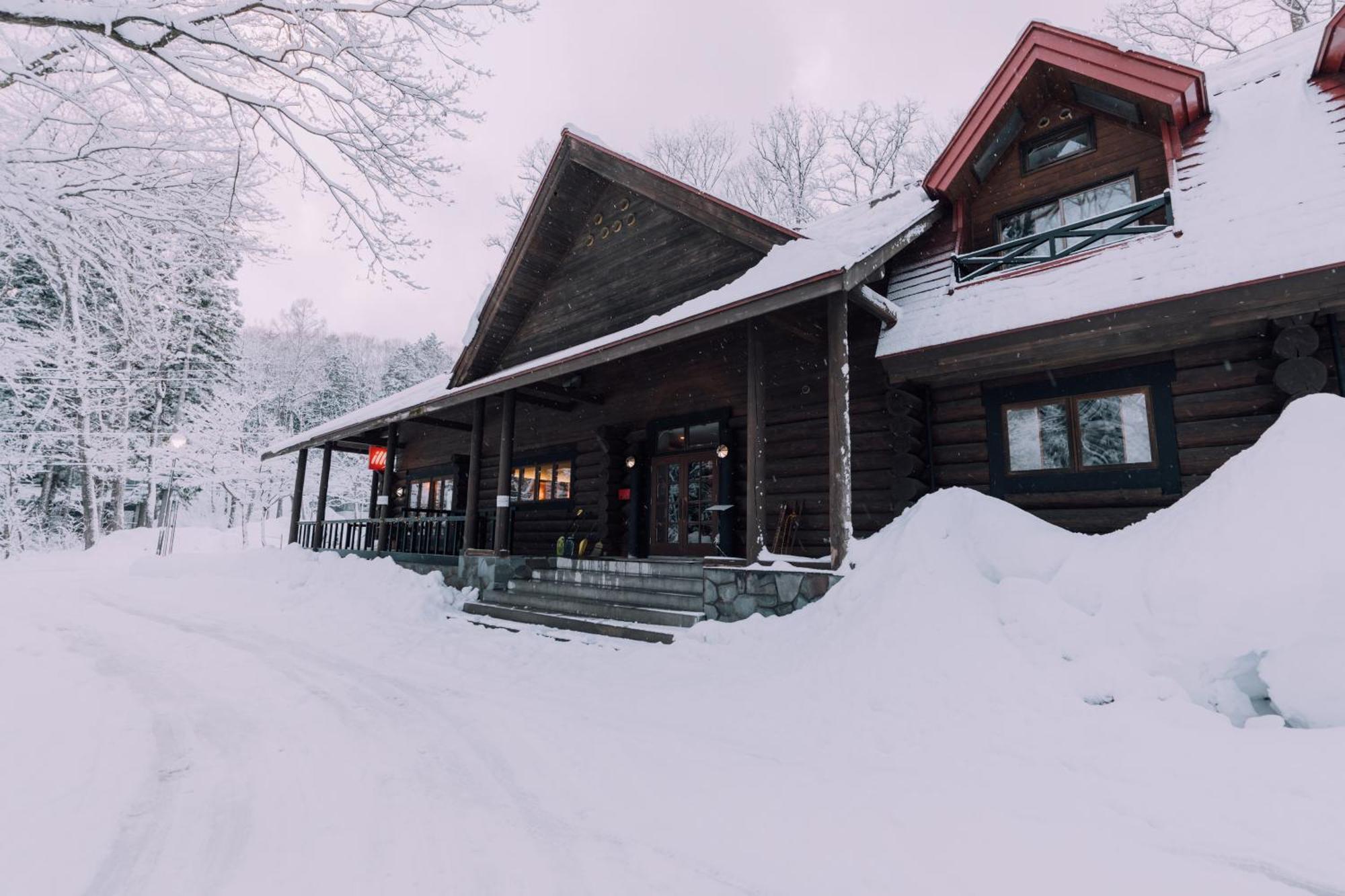 Double Black Hotel Hakuba Exterior foto